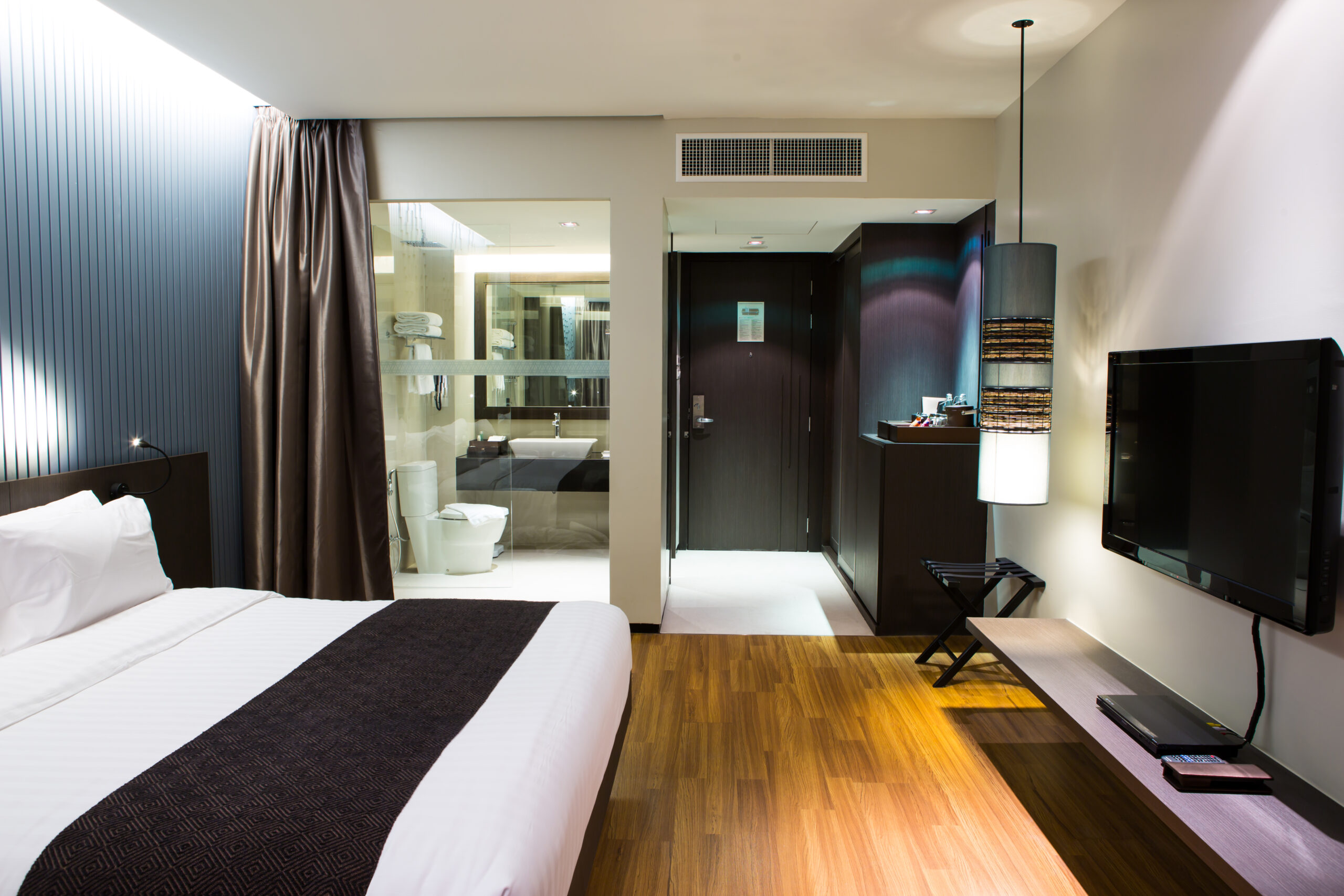 Frederick MD travel packages hotel room