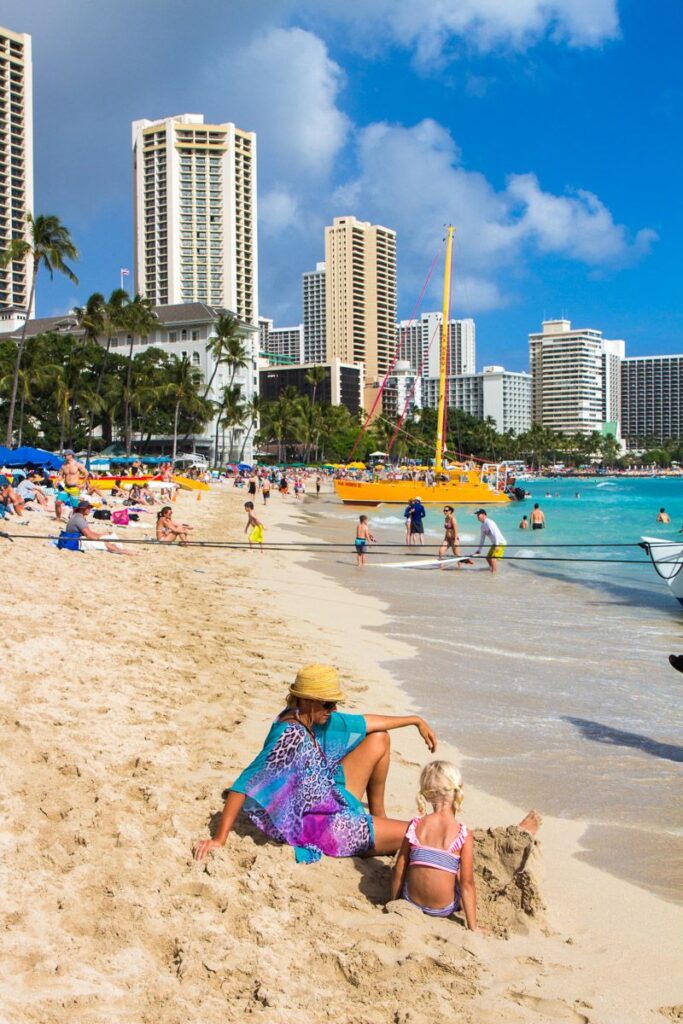 Waikiki Beach tour Honolulu